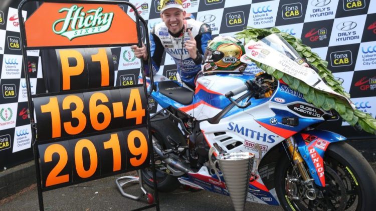 Peter Hickman se impuso en todas las pruebas del Ulster GP