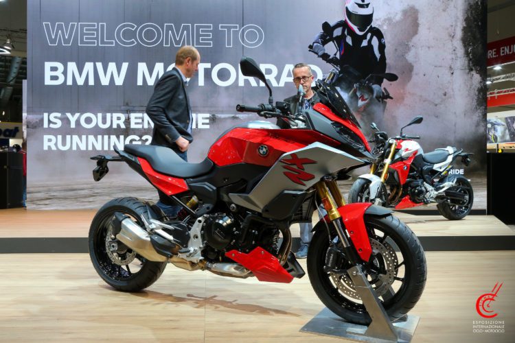 EICMA 2019: BMW F 900 R y F 900 XR