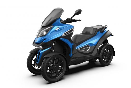 eQooder eléctrico y con cuatro ruedas oscilantes