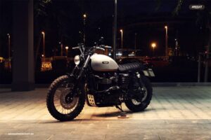 TRIUMPH BONNEVILLE 865 – MCQUEEN BRAP