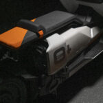 BMW Definition CE-04 con asiento suspendido