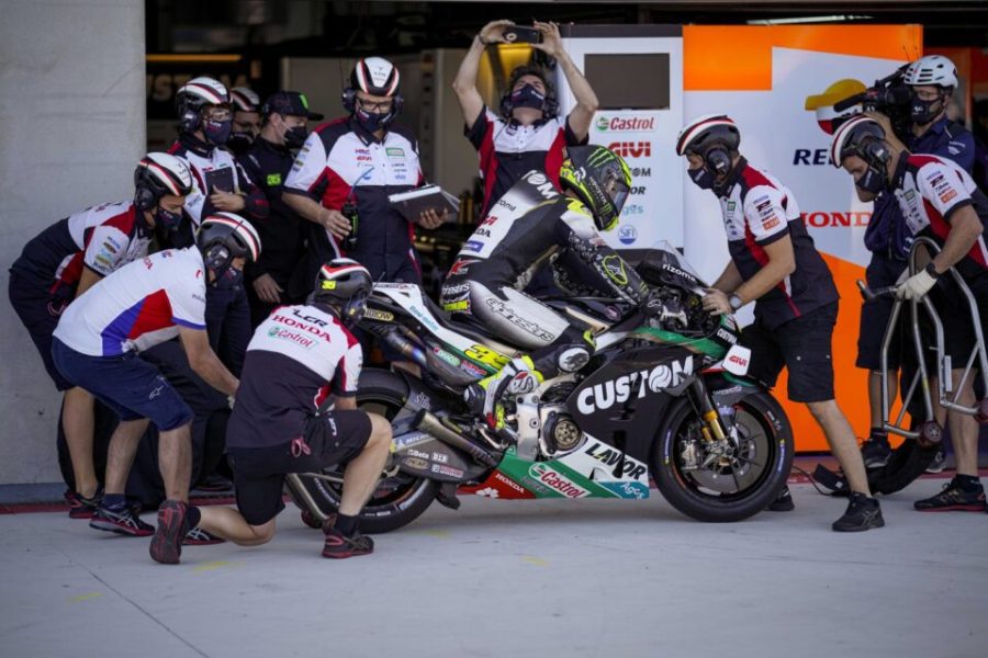 ¿Se retira importante piloto de MotoGP?