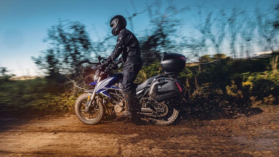 Motomel Skua 250 Adventure en la tierra