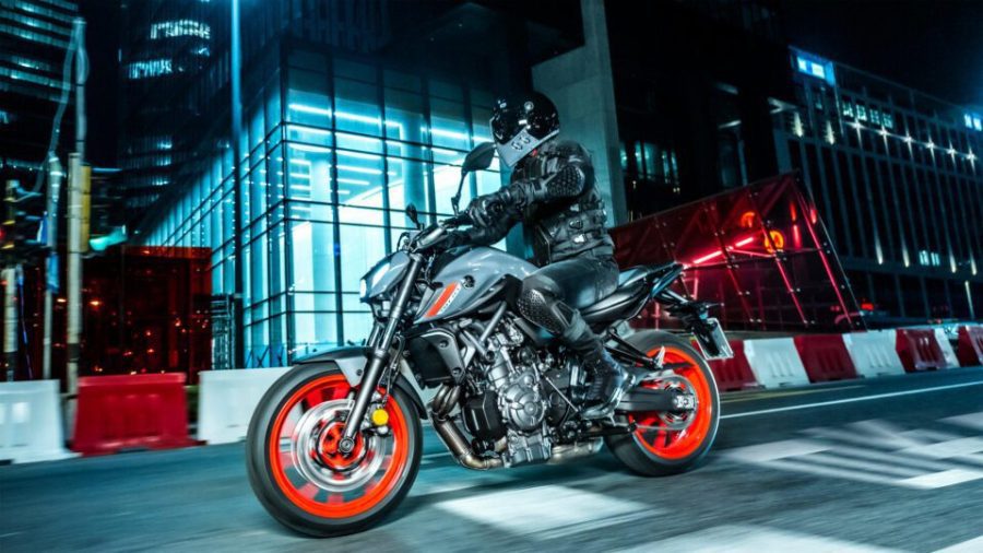 Yamaha MT-07 2021 sigue el formato familiar