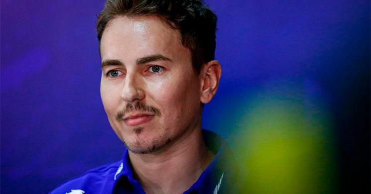 lorenzo-vuelta- Aprilia- 1120 lorenzo-vuelta- Aprilia- 1120