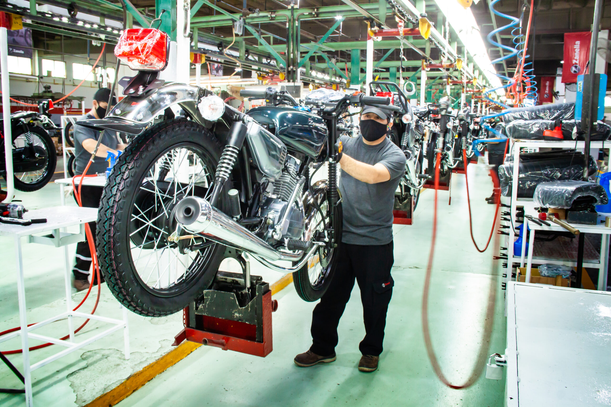 Continúa el plan de reactivación de Zanella Continúa reactivación de Zanella