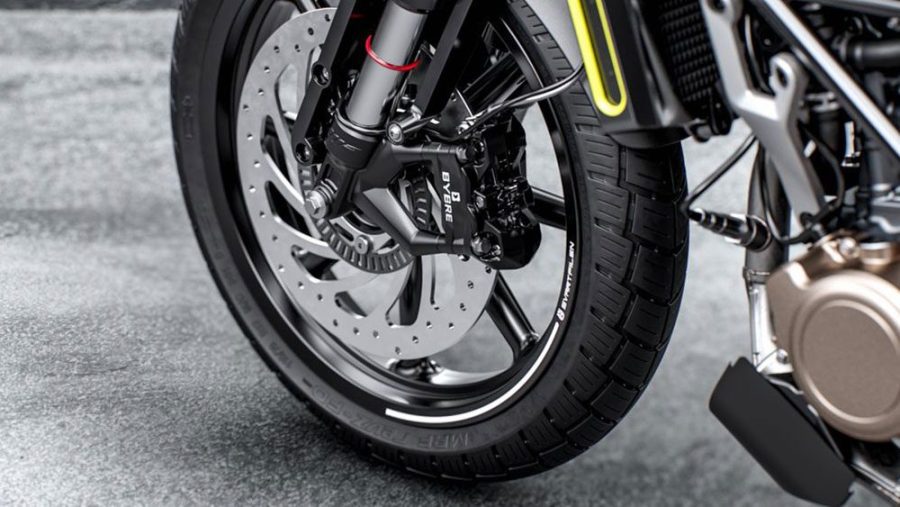 Svartpilen 200 en Argentina