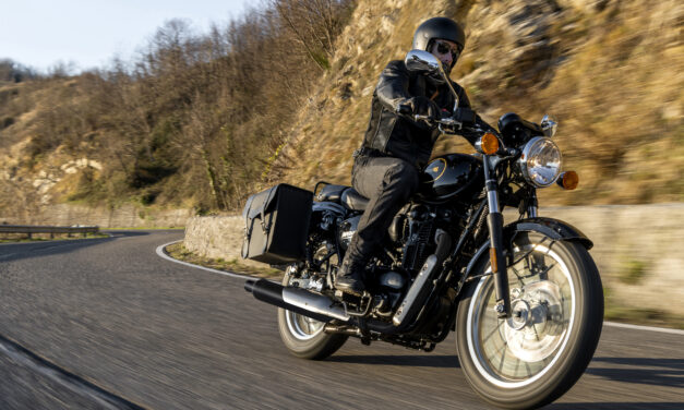 Entró al país la Benelli Imperiale 400