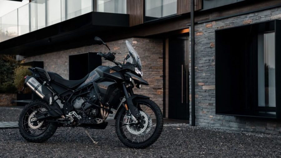 Triumph Tiger 900 Bond Edition, con licencia para rodar