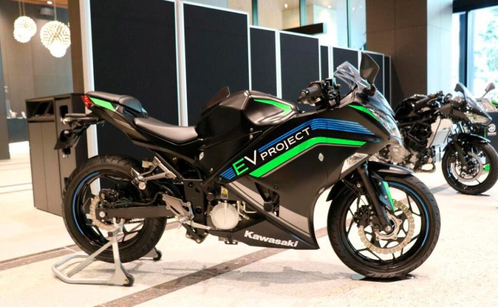 Kawasaki eléctrico o híbrido