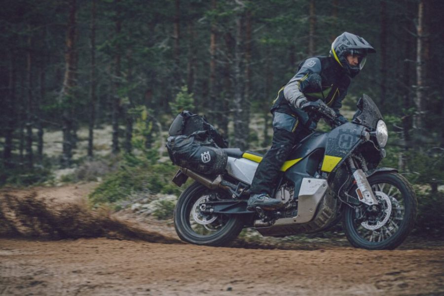 Norden 901, al fin salió la Adventure de Husqvarna | VIDEO Norden 901