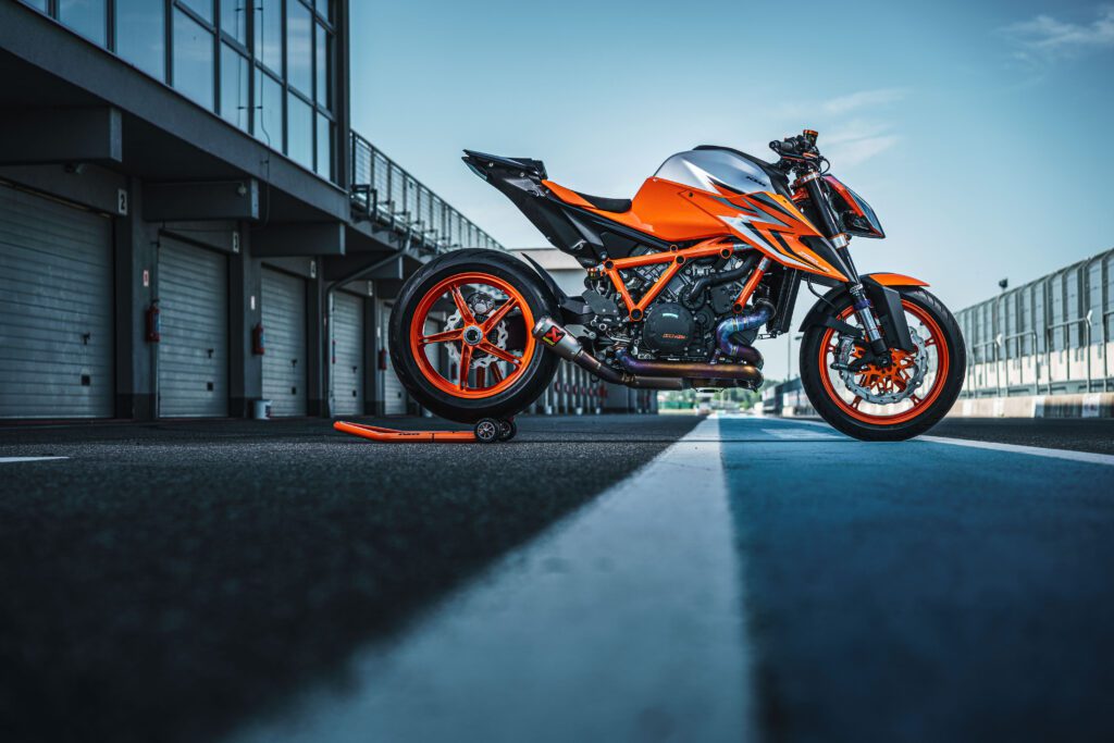 KTM 1290 Super Duke R EVO