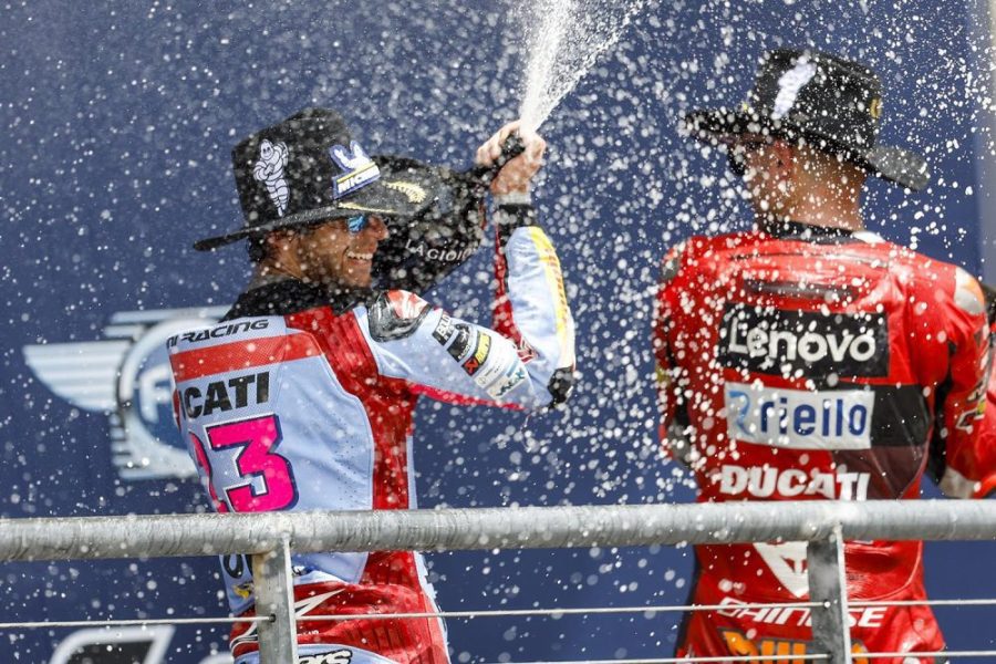 Con Bastianini y Bautista, Ducati festejó en MotoGP y WSBK el mismo día Bastianini y Bautista