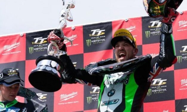 Peter Hickman dominó el TT 2022, donde hubo cinco muertes