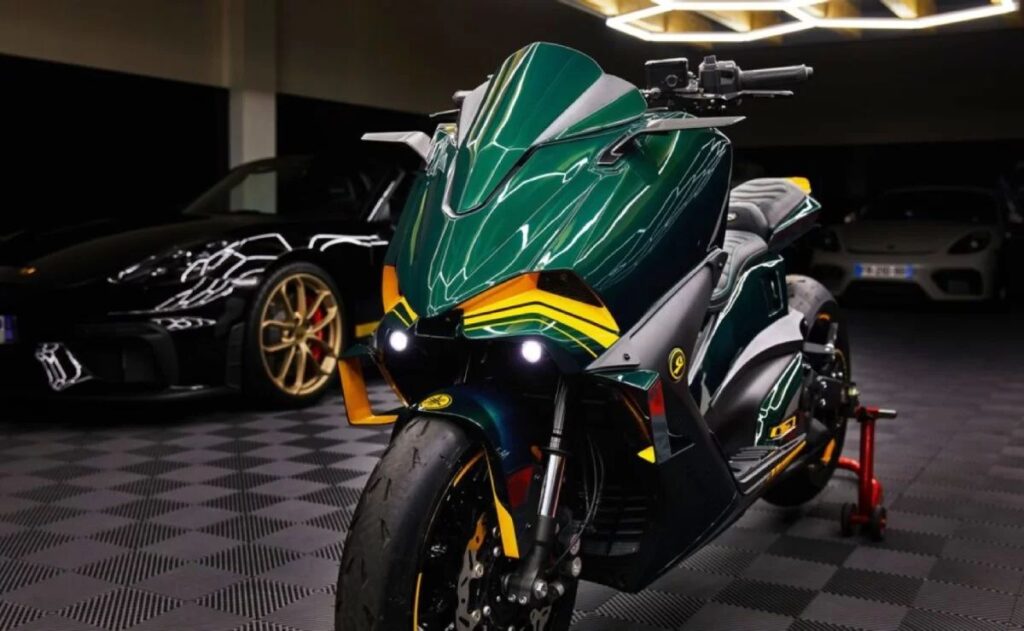 Yamaha TMAX Titan Ortolani