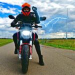 Youtuber Marc Travels dará la vuelta al mundo en moto eléctrica | VIDEO