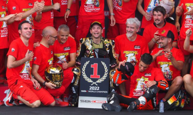 Bautista es Campeón Mundial de Superbikes con la Panigale