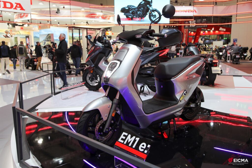 Honda EM1 e