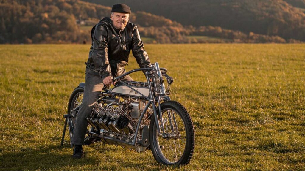 JAP V8