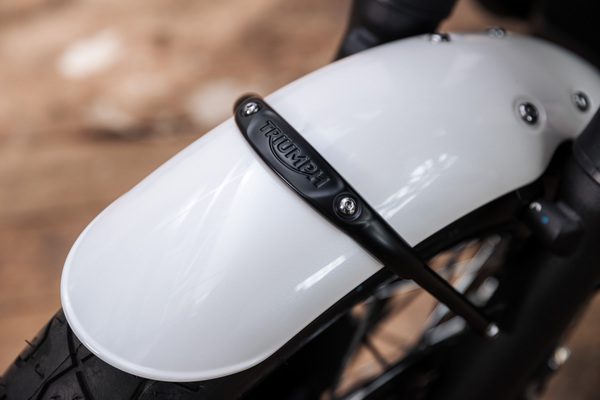 Bonneville T120 Black DGR