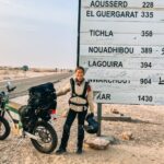 Mujer cruzó África en moto eléctrica