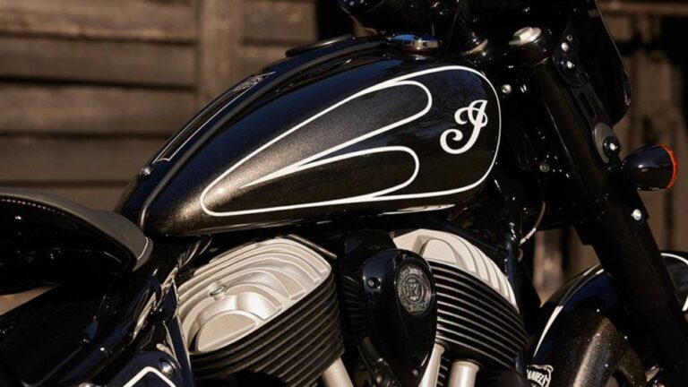 Chief Bobber Dark Horse- Jack Daniels
