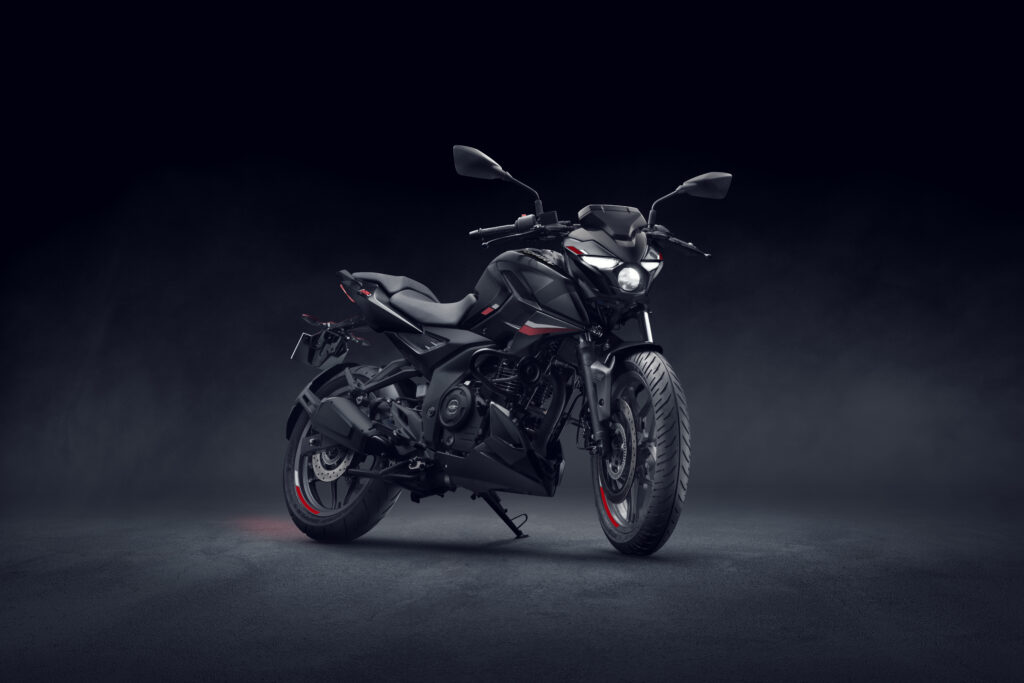 Bajaj Rouser N250