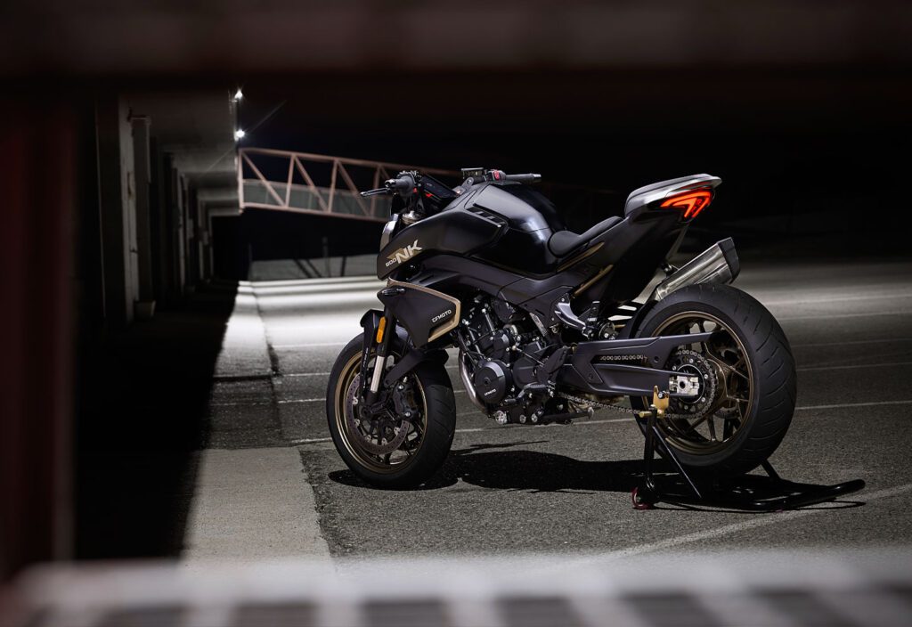 CFMoto 800 NK Advanced