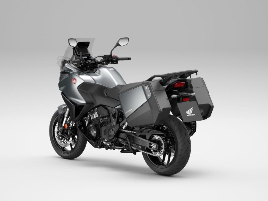 La Sport Touring de Honda en plata brillante La Sport Touring de Honda en plata brillante