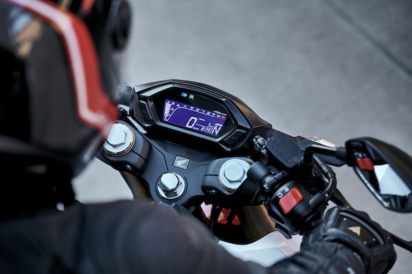 Revision-CB190R-mdm-1 Honda Argentina