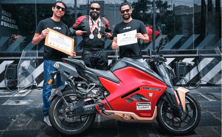 Récord de Ultraviolette F77: mayor distancia en menos tiempo