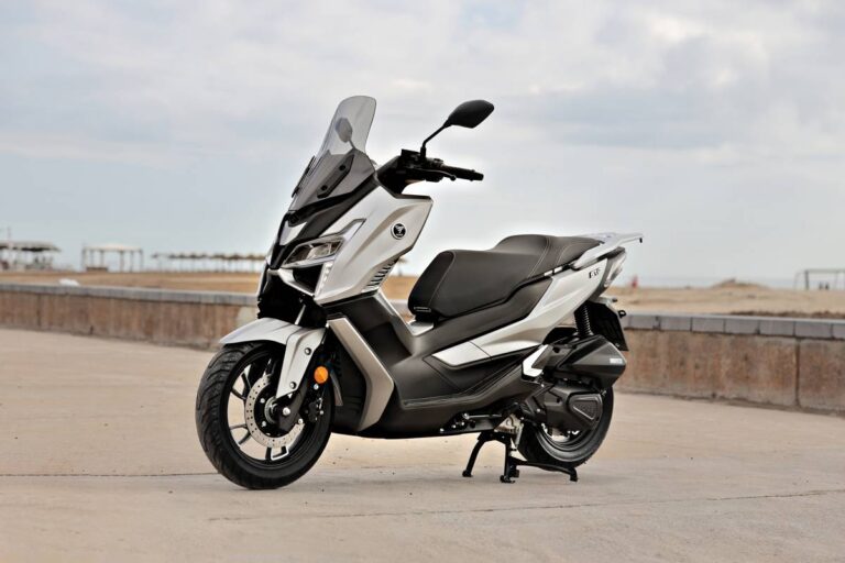 VOGE SR1