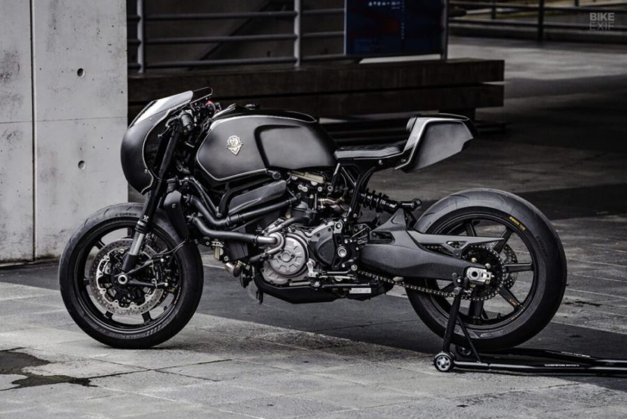 Ducati Monster 821 café racer de Rough Crafts