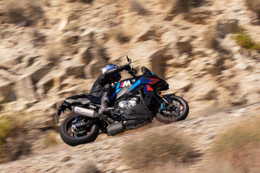 Primera BMW M 1000 XR: 201 CV para viajar | VIDEO VÍA | BMW Motorrad