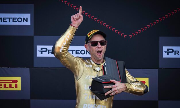 El español Álvaro Bautista es bicampeón mundial de Superbike