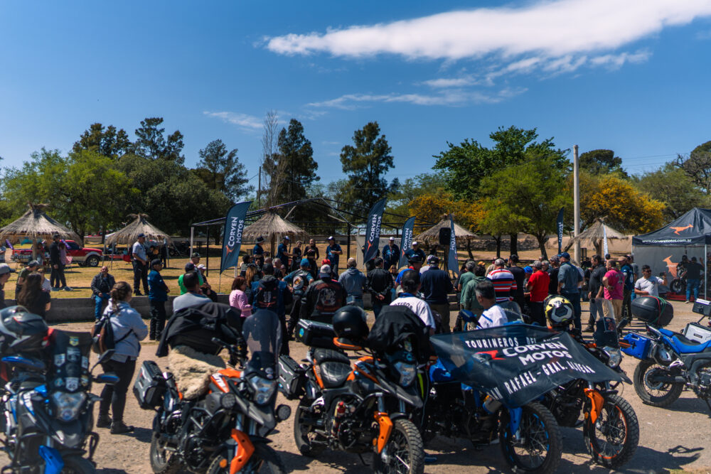 Corven Triax Touring 250