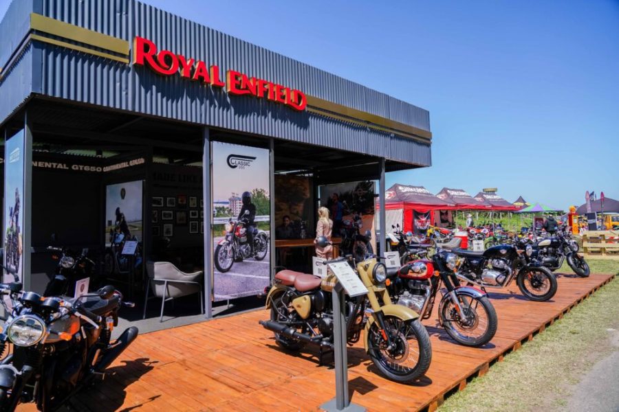Stand de Royal Enfield en Autoclásica 2023