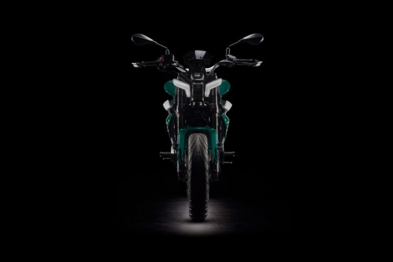Benelli Tornado Naked Twin 500