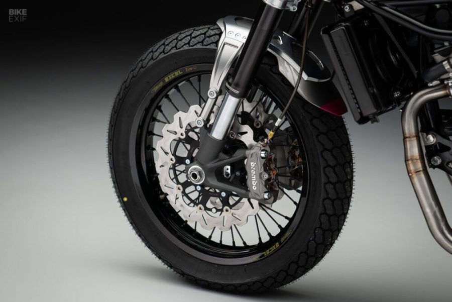 CCM Motorcycles ofrece motos "customizadas de fabrica"