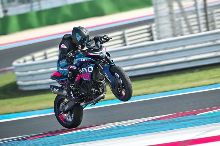 CFMoto 800NK GP