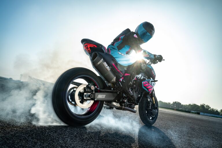 CFMoto 800NK GP