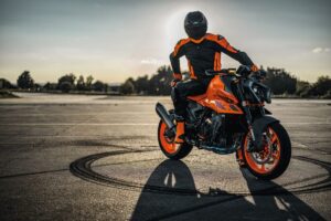 KTM 990 Duke 2024