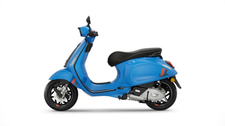 Más tecnología y la misma esencia en las Vespa Primavera y Sprint S 2024