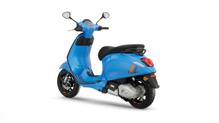 Más tecnología y la misma esencia en las Vespa Primavera y Sprint S 2024