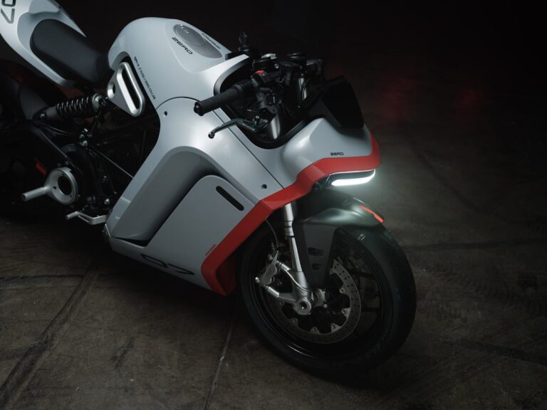 Zero SR-X HUGE Design