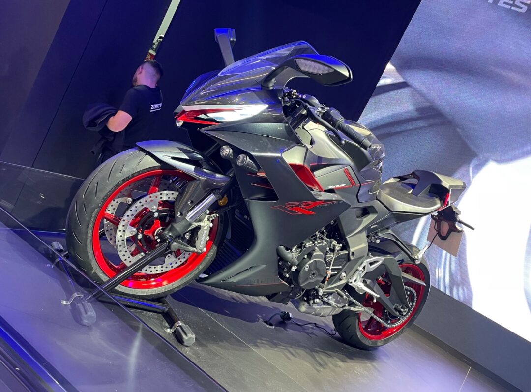 Zontes 703F y 703RR, nueva plataforma de 3 cilindros | Motodinamia