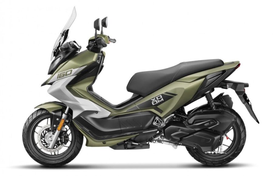 Scooter Hero Xoom 160, funciones inteligentes y estética mega