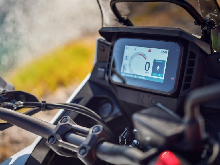 La CB500X cambia el nombre por Honda NX500