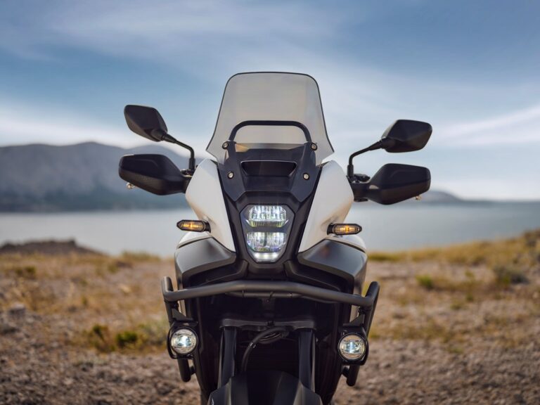 La CB500X cambia el nombre por Honda NX500