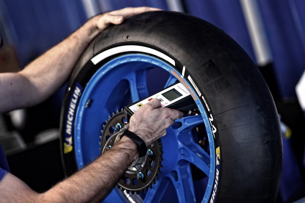 Presión de los neumáticos en MotoGP: sanciones y polémica
